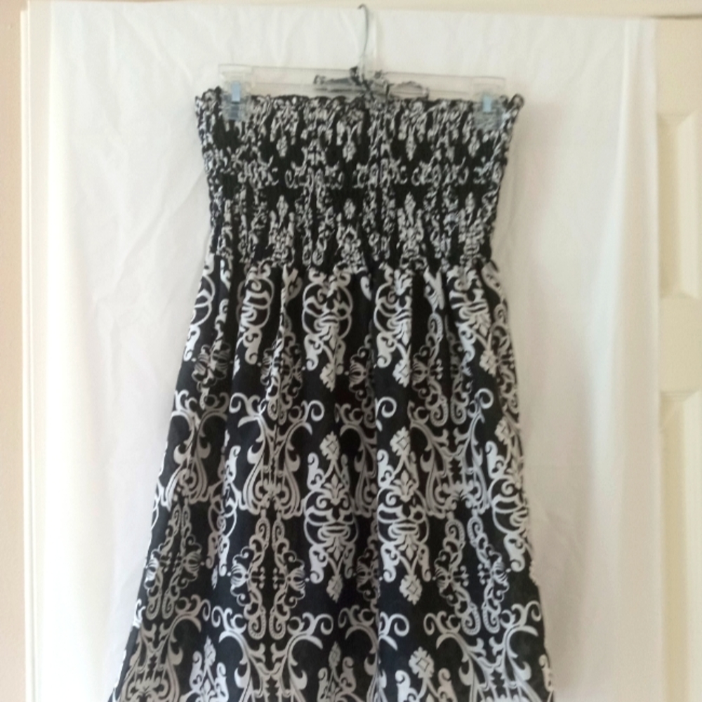 Size Small - Printed Halter Dress